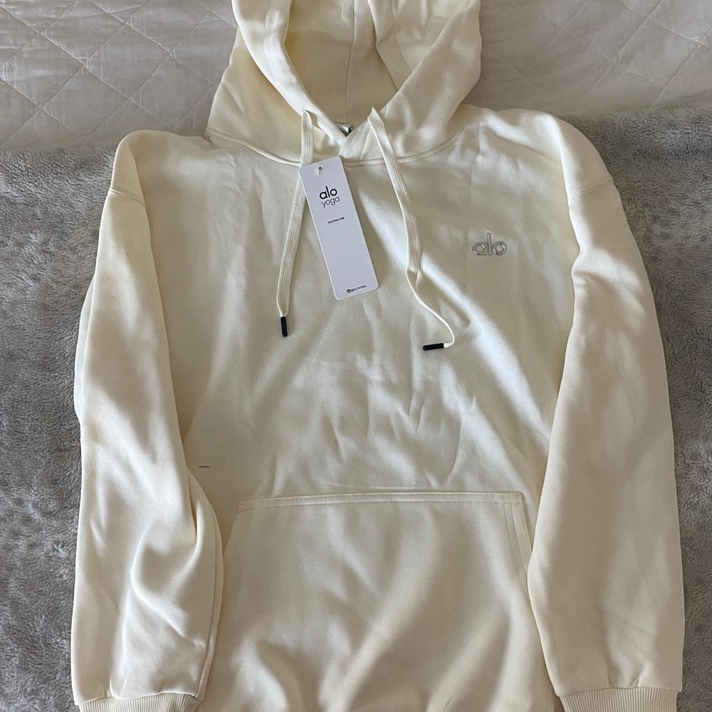 ALO Yoga Off-White Hoodie